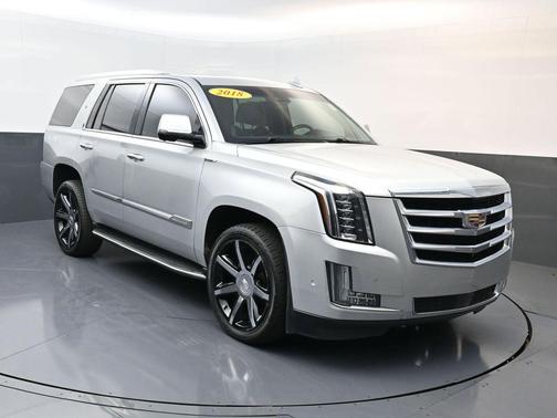 2018 Cadillac Escalade Luxury