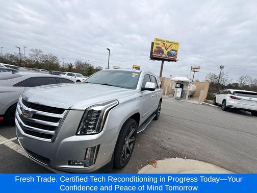 2018 Cadillac Escalade Luxury