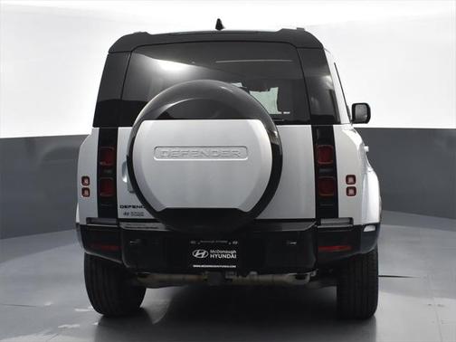 2024 Land Rover Defender X-Dynamic SE