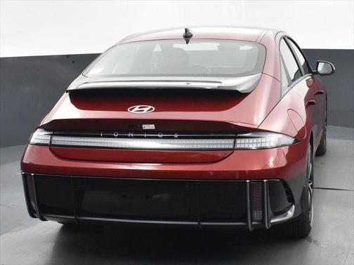 2025 Hyundai IONIQ 6 SE