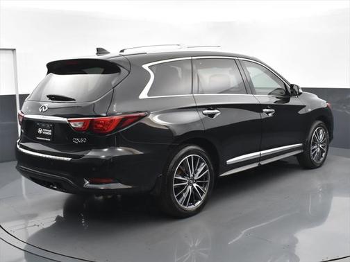 2016 INFINITI QX60 Base
