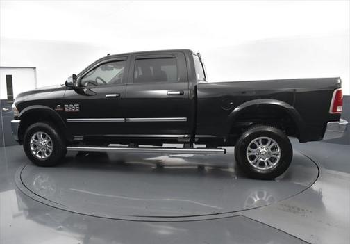 2018 RAM 2500 Laramie Crew Cab 4x4 6'4' Box