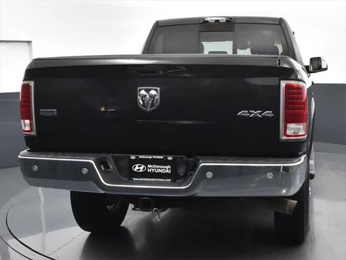 2018 RAM 2500 Laramie Crew Cab 4x4 6'4' Box