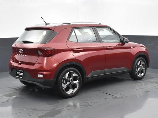 2024 Hyundai VENUE Limited