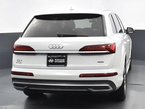 2021 Audi Q7 45 Premium Plus