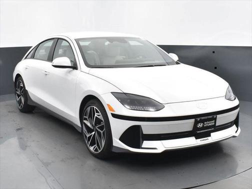 2025 Hyundai IONIQ 6 SEL
