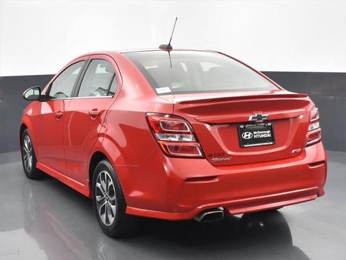 2020 Chevrolet Sonic FWD Sedan LT