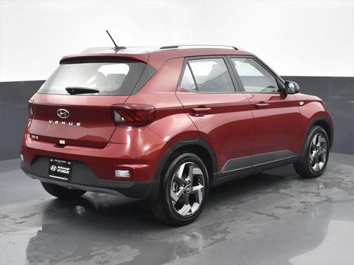 2024 Hyundai VENUE Limited