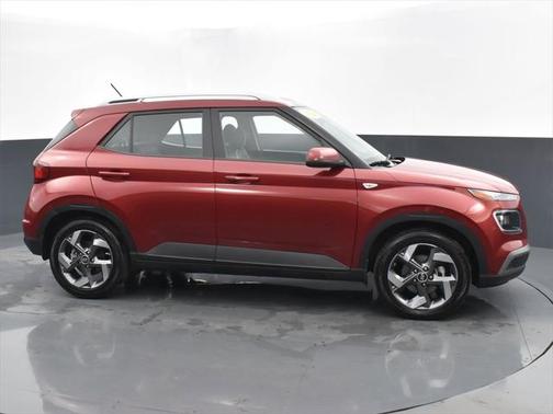 2024 Hyundai VENUE Limited