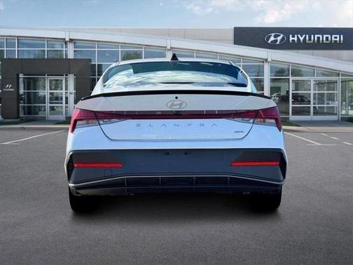 2025 Hyundai ELANTRA Sport