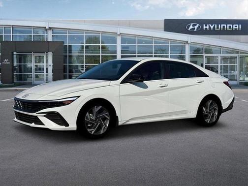 2025 Hyundai ELANTRA Sport