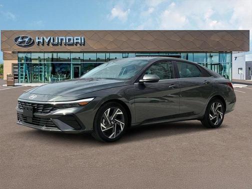 2025 Hyundai ELANTRA Limited