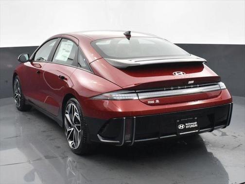 2025 Hyundai IONIQ 6 SE