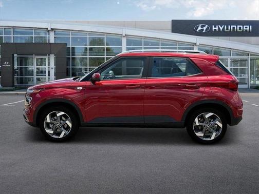 2025 Hyundai VENUE Limited