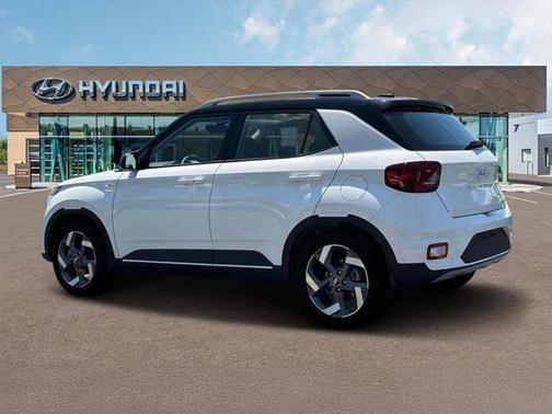 2025 Hyundai VENUE Limited