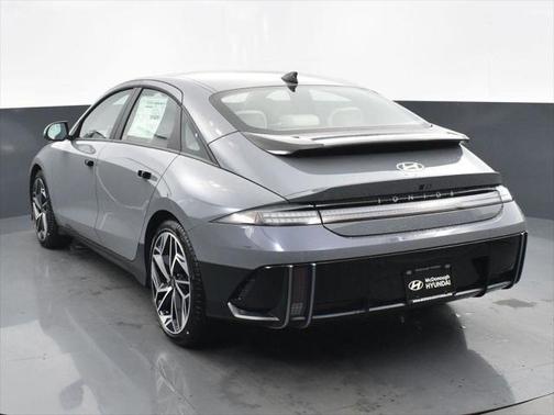 2025 Hyundai IONIQ 6 SEL