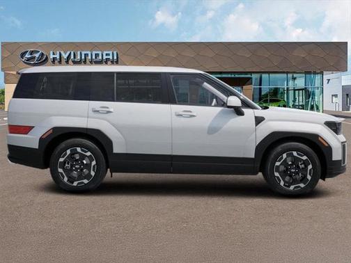 2025 Hyundai SANTA FE SE