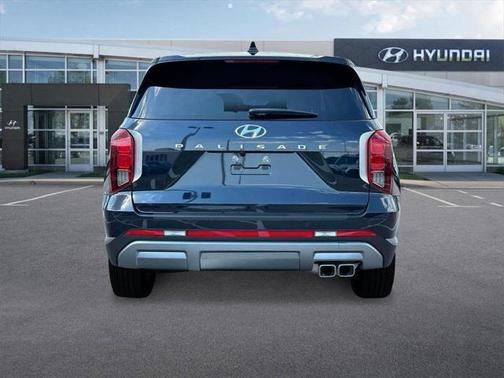 2025 Hyundai PALISADE SE