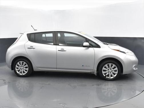 2014 Nissan Leaf S