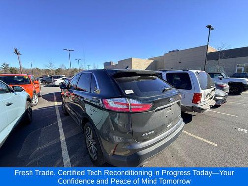 2019 Ford Edge Titanium