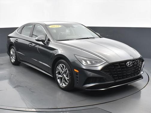2022 Hyundai SONATA SEL