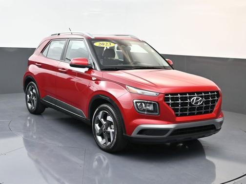 2023 Hyundai VENUE SEL