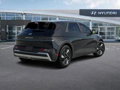 2025 Hyundai IONIQ 5 SEL