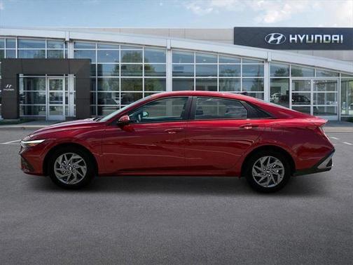 2025 Hyundai ELANTRA HEV Blue