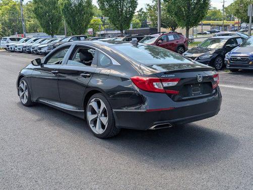 2019 Honda Accord Touring 2.0T