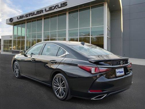 2023 Lexus ES 350 Base