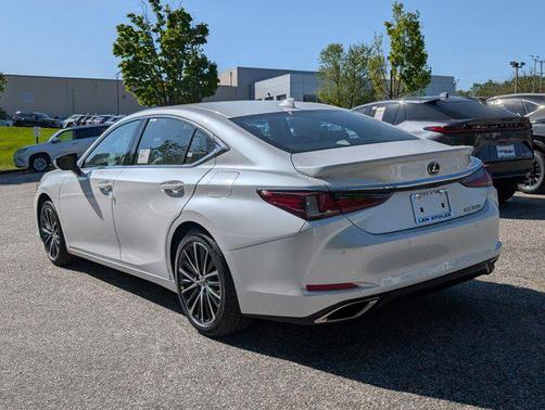 2025 Lexus ES 350 Base