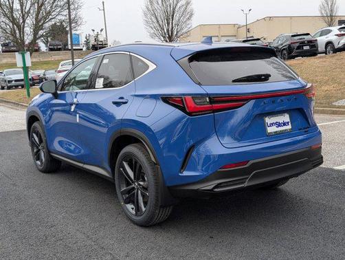 2025 Lexus NX 450h+ Luxury