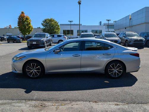 2023 Lexus ES 350 Base