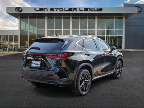 2025 Lexus NX 450h+ Luxury