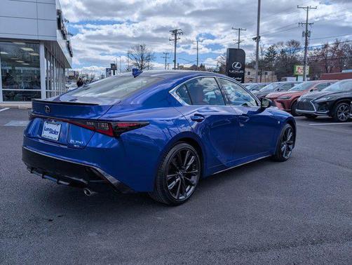 2022 Lexus IS 350 Base