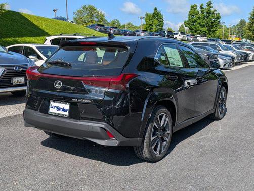 2025 Lexus UX 300h Premium