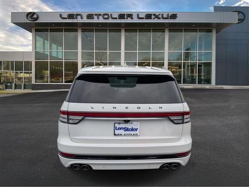 Pristine White Metallic Tri-Coat 2024 Lincoln Aviator Black Label AWD