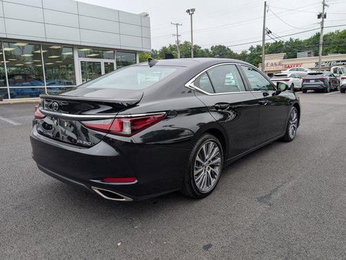2021 Lexus ES 350 Base