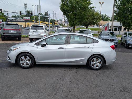 2017 Chevrolet Cruze LS