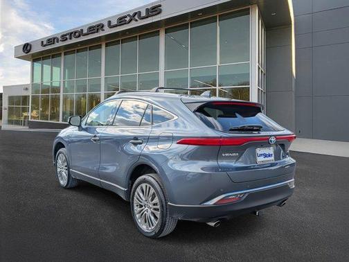 2022 Toyota Venza XLE