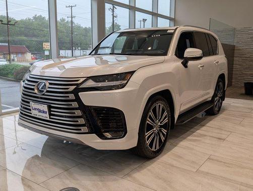 2025 Lexus LX 600 Luxury