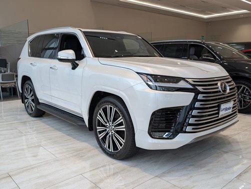 2025 Lexus LX 600 Luxury
