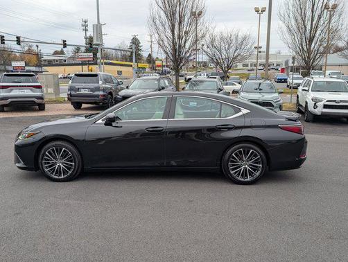 2022 Lexus ES 350 Base