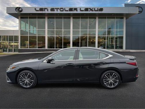 2022 Lexus ES 350 Base