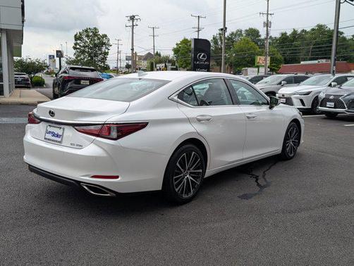 2024 Lexus ES 350 Base
