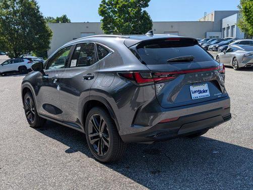 2025 Lexus NX 450h+ Luxury