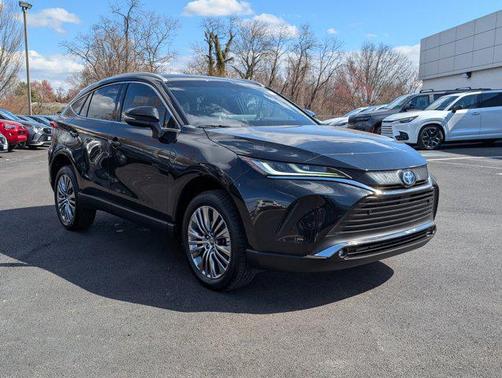 2024 Toyota Venza XLE