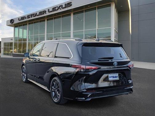 2024 Toyota Sienna XSE 7 Passenger
