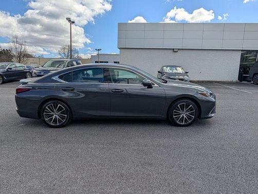 2025 Lexus ES 350 Base