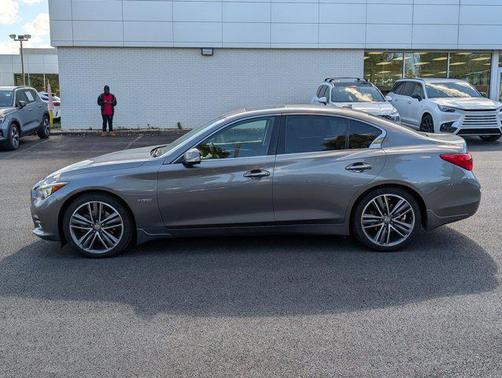 2016 INFINITI Q50 Hybrid Base